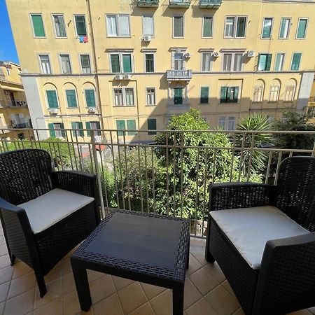 Nella'S Carlo III Apartment Неаполь Экстерьер фото